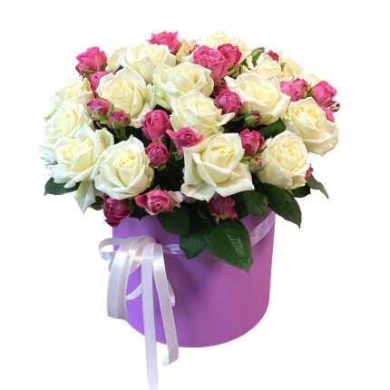 Коробочка №34 (Белые розы и розовые кустовые розы)