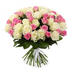 Букет №96 (51 белая роза Аваланш и розовая роза Ревайвал)